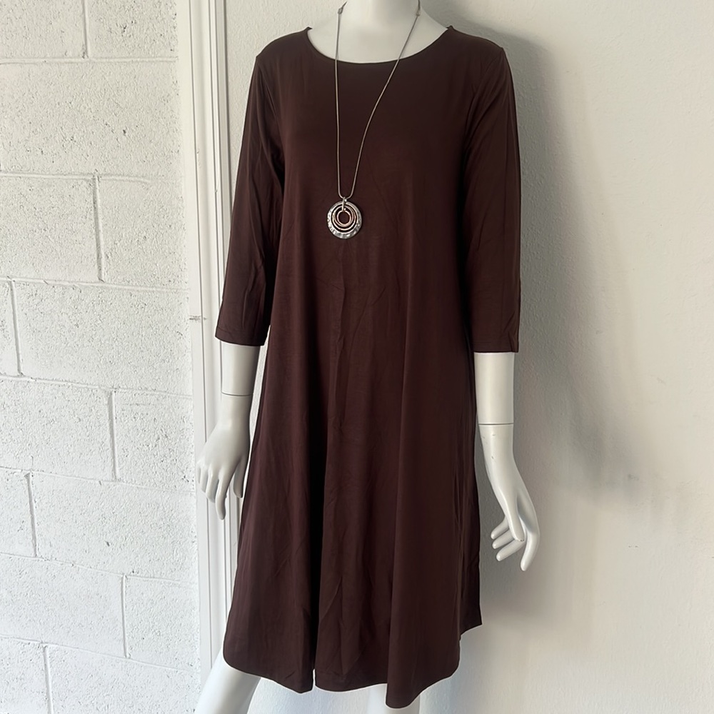 Dress - Picture 2 of 3